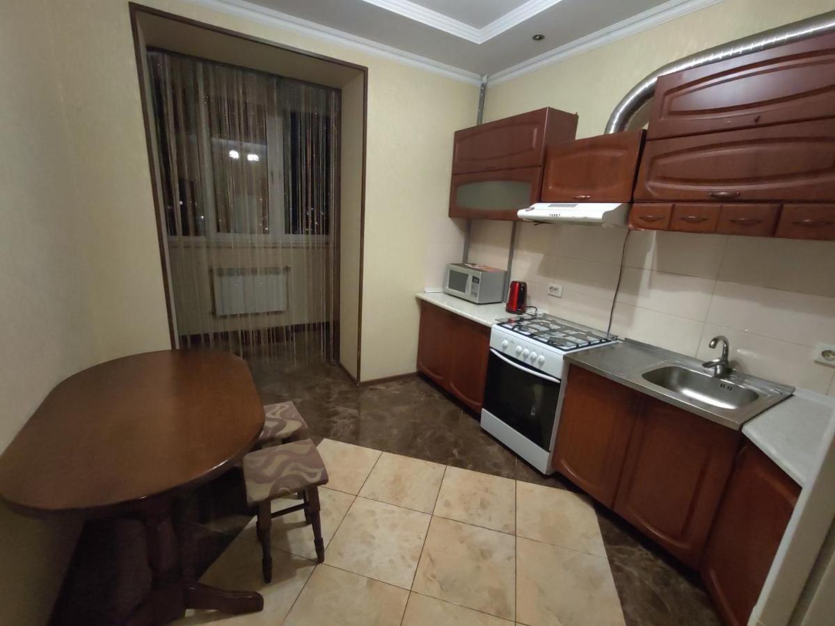 Daily Rent Apartments 5 Ivano-Frankivsk Extérieur photo