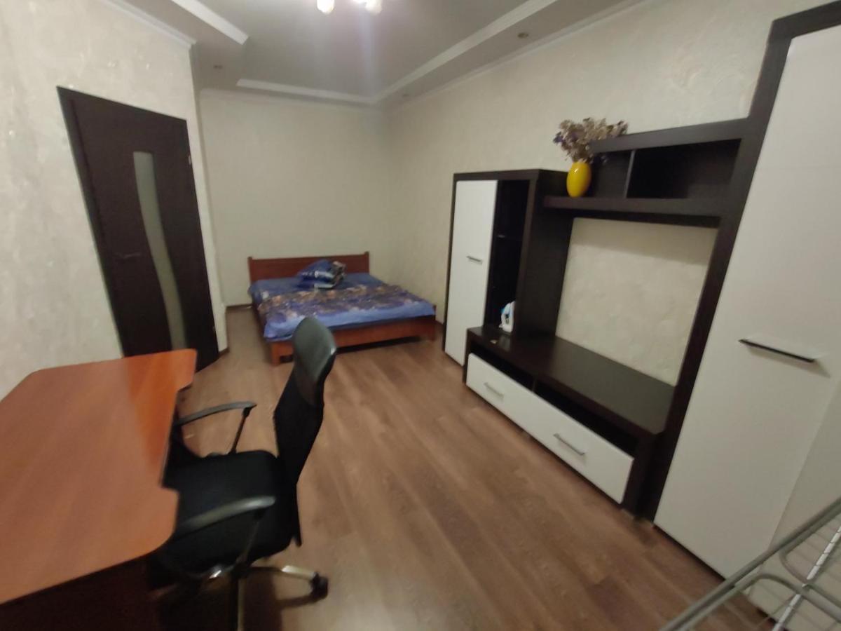 Daily Rent Apartments 5 Ivano-Frankivsk Extérieur photo